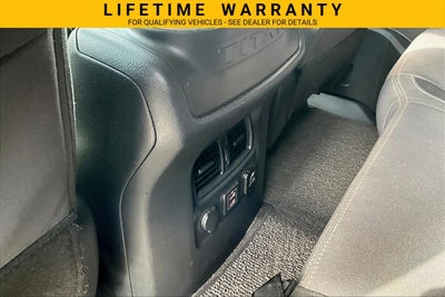 2020 Nissan Titan SV