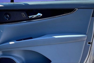 2021 Lincoln Nautilus Reserve