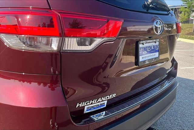 2018 Toyota Highlander Base