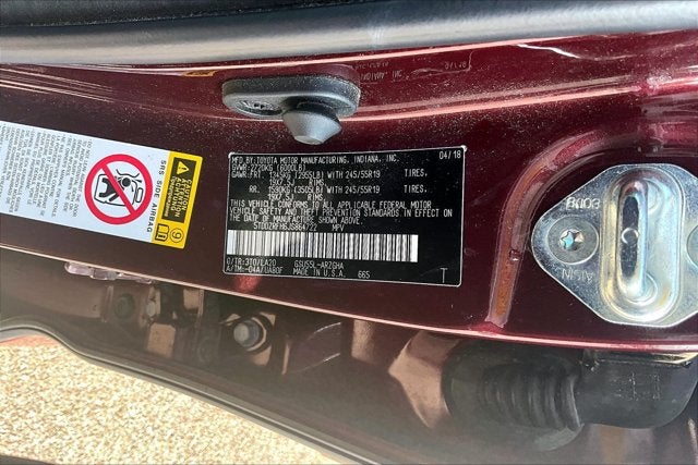 2018 Toyota Highlander Base