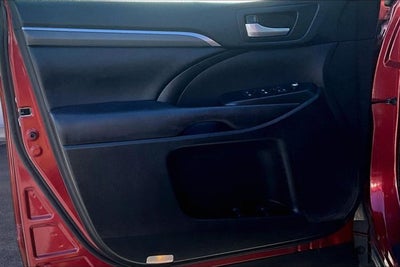 2019 Toyota Highlander Base