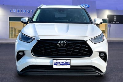2023 Toyota Highlander Base