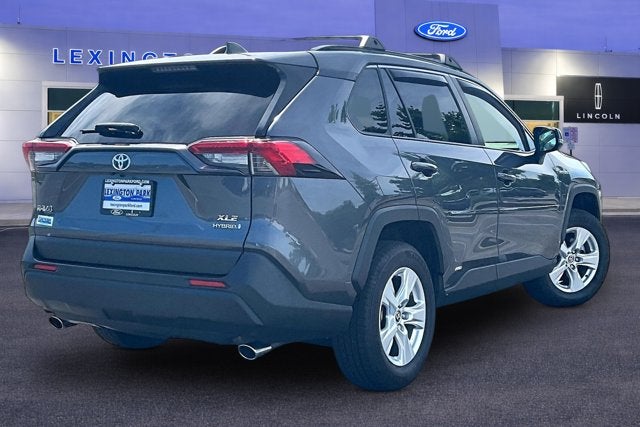 2021 Toyota RAV4 Hybrid XLE