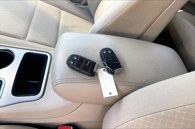 2022 Jeep Grand Cherokee WK Laredo E