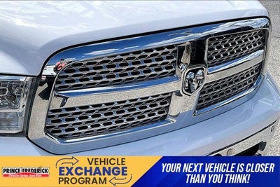 2018 RAM 1500 Laramie Crew Cab 4x4 5'7' Box