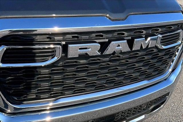 2025 RAM 1500 Big Horn Crew Cab 4x4 5'7' Box
