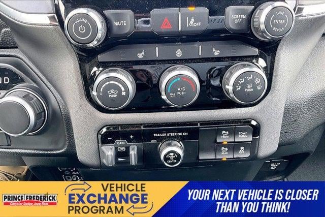 2025 RAM 1500 Big Horn Crew Cab 4x4 6'4' Box