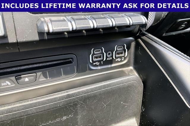 2019 RAM 1500 Limited Crew Cab 4x4 5'7' Box