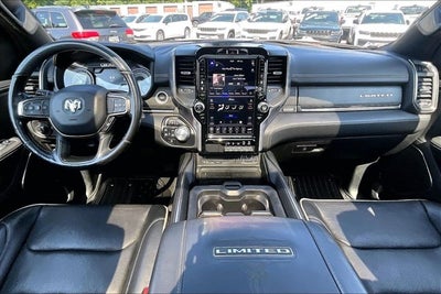 2019 RAM 1500 Limited Crew Cab 4x4 5'7' Box