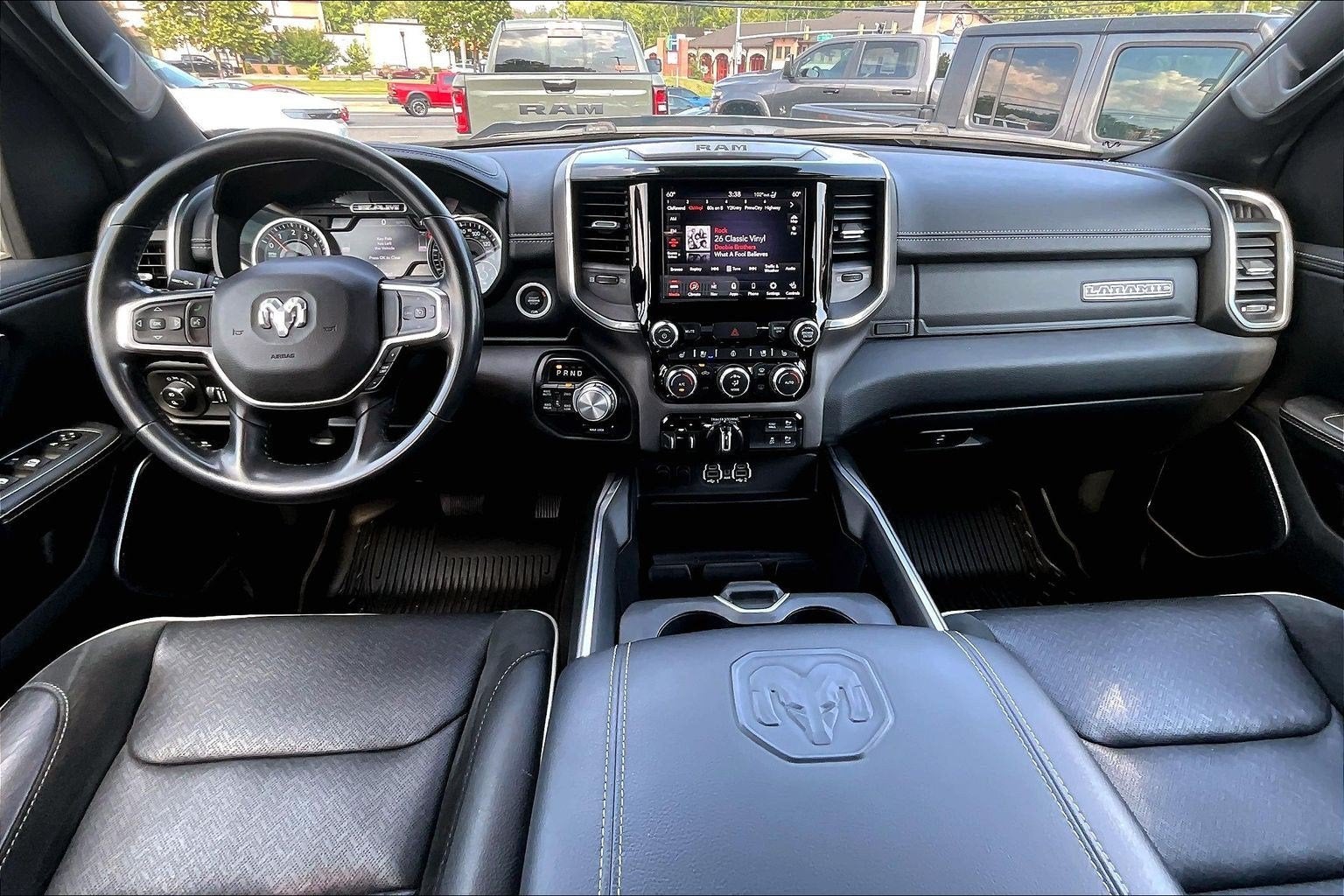 2021 RAM 1500 Laramie Crew Cab 4x4 5'7' Box