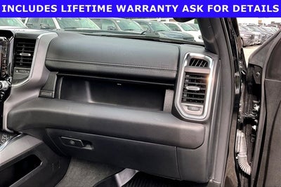 2024 RAM 1500 Laramie Crew Cab 4x4 5'7' Box
