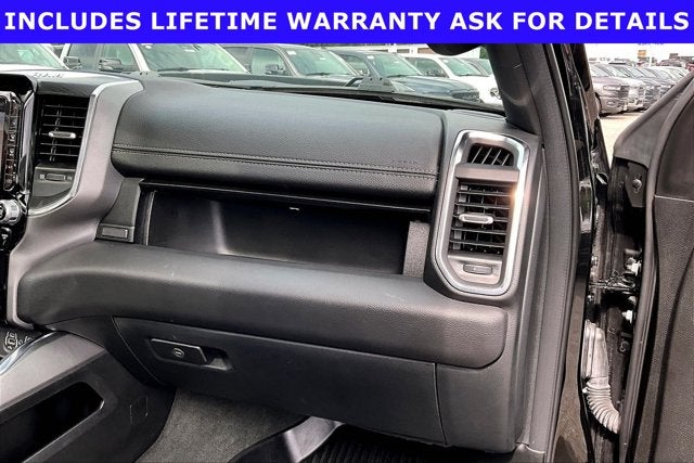 2024 RAM 1500 Laramie Crew Cab 4x4 5'7' Box
