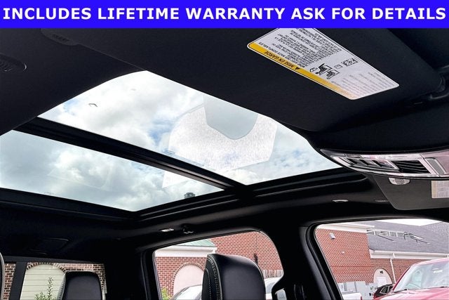2024 RAM 1500 Laramie Crew Cab 4x4 5'7' Box