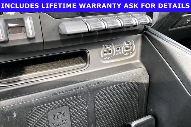 2024 RAM 1500 Laramie Crew Cab 4x4 5'7' Box