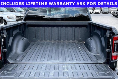 2024 RAM 1500 Laramie Crew Cab 4x4 5'7' Box
