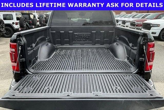 2024 RAM 1500 Laramie Crew Cab 4x4 5'7' Box