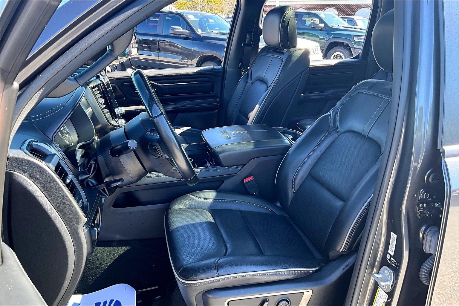 2022 RAM 1500 Limited Crew Cab 4x4 6'4' Box