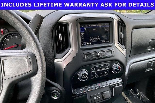 2024 Chevrolet Silverado 1500 4WD Crew Cab Short Bed Custom