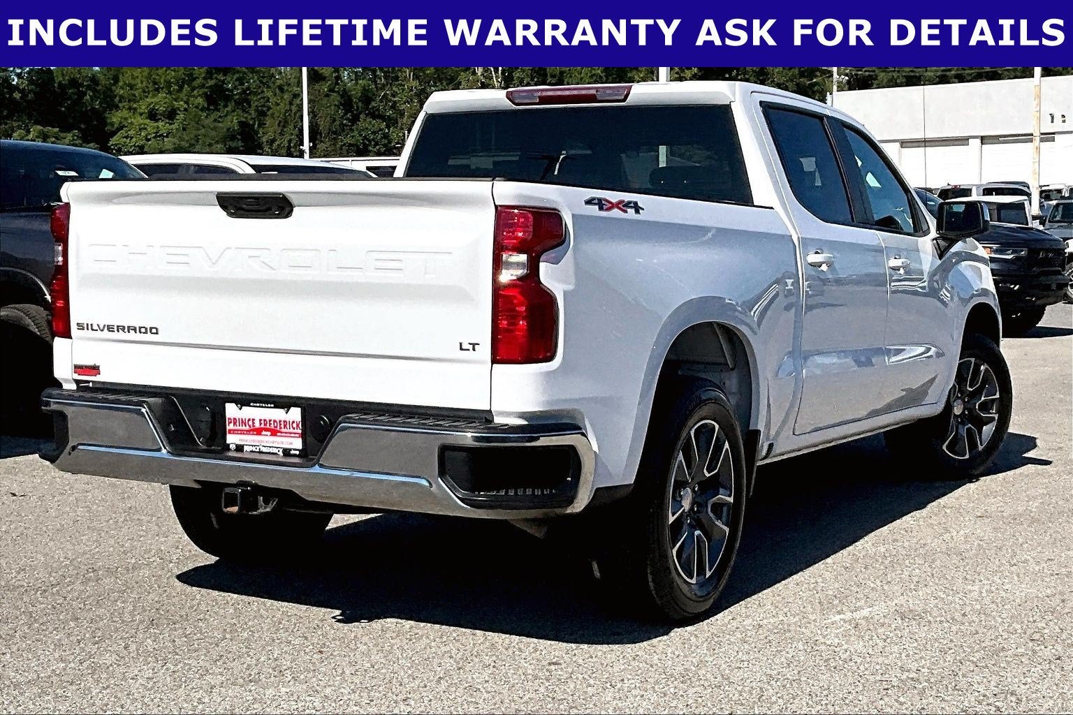2023 Chevrolet Silverado 1500 4WD Crew Cab Short Bed LT with 2FL
