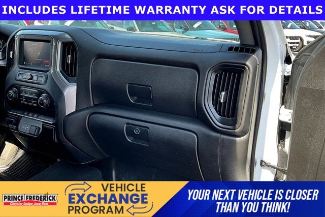 2021 Chevrolet Silverado 1500 4WD Crew Cab Short Bed Custom