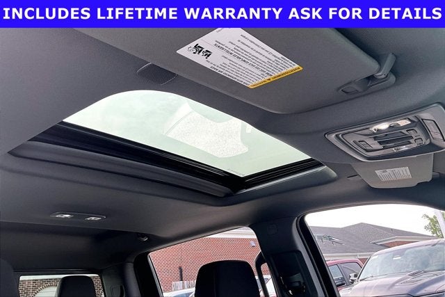 2025 Chevrolet Silverado 1500 4WD Crew Cab Standard Bed RST