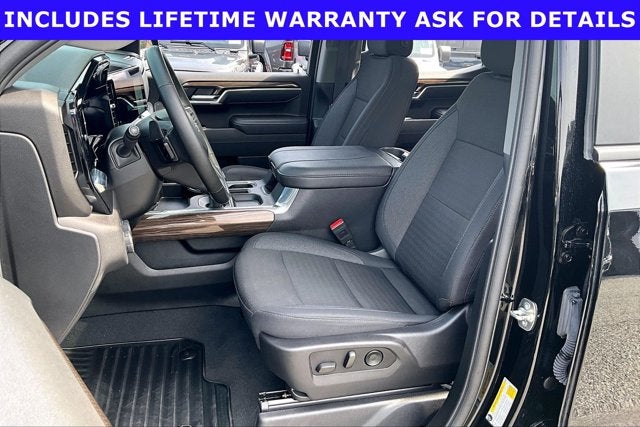 2025 Chevrolet Silverado 1500 4WD Crew Cab Standard Bed RST