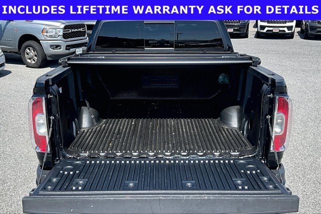 2022 GMC Canyon 4WD Crew Cab Short Box AT4 - Leather