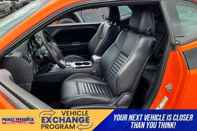 2014 Dodge Challenger SXT Plus