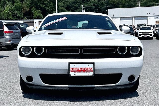 2015 Dodge Challenger SXT