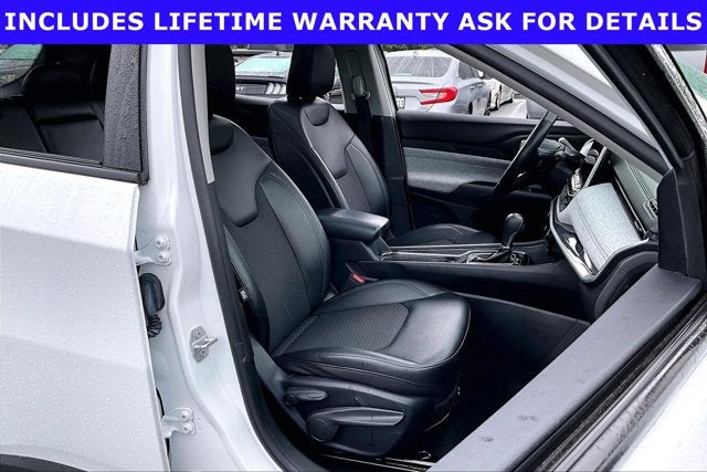 2022 Jeep Compass Latitude FWD