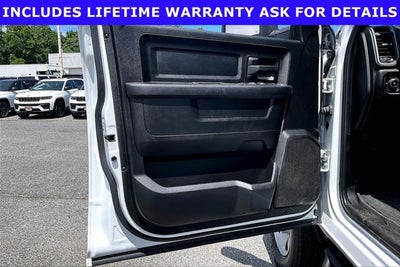 2024 RAM 3500 Tradesman Crew Cab 4x4 6'4' Box