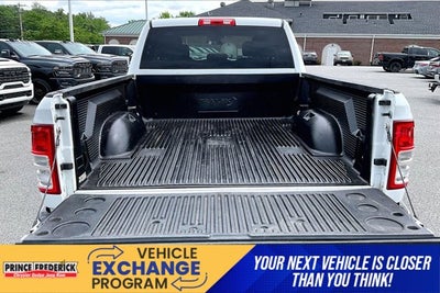 2019 RAM 2500 Big Horn Crew Cab 4x4 6'4' Box