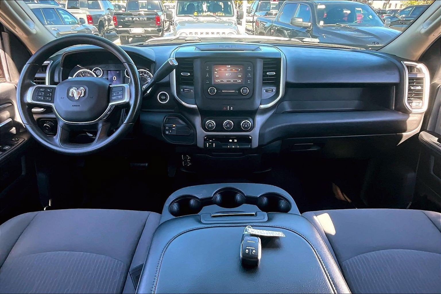 2019 RAM 2500 Big Horn Crew Cab 4x4 8' Box