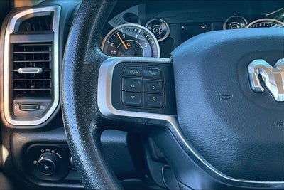 2019 RAM 2500 Big Horn Crew Cab 4x4 8' Box