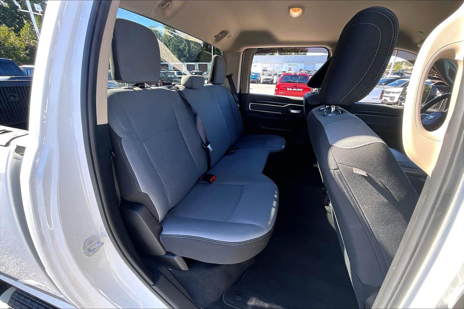 2019 RAM 2500 Big Horn Crew Cab 4x4 8' Box