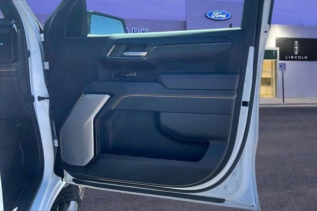 2024 GMC Sierra 1500 4WD Crew Cab Short Box AT4X