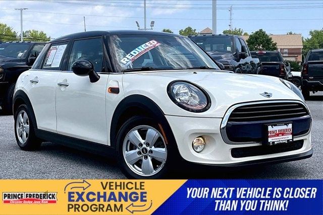 2017 MINI Hardtop Cooper