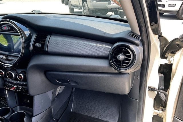 2017 MINI Hardtop Cooper
