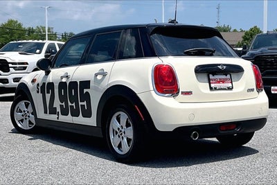 2017 MINI Hardtop Cooper
