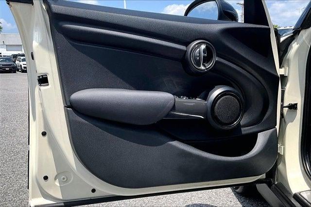 2017 MINI Hardtop Cooper