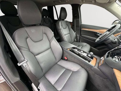 2024 Volvo XC90 B5 Plus Bright Theme