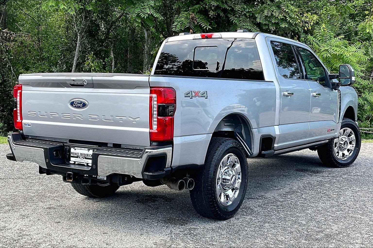 2024 Ford Super Duty F-350 SRW LARIAT