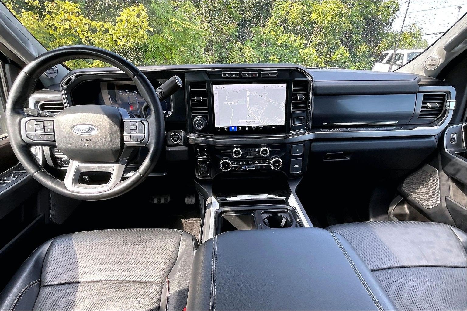 2024 Ford Super Duty F-350 SRW LARIAT