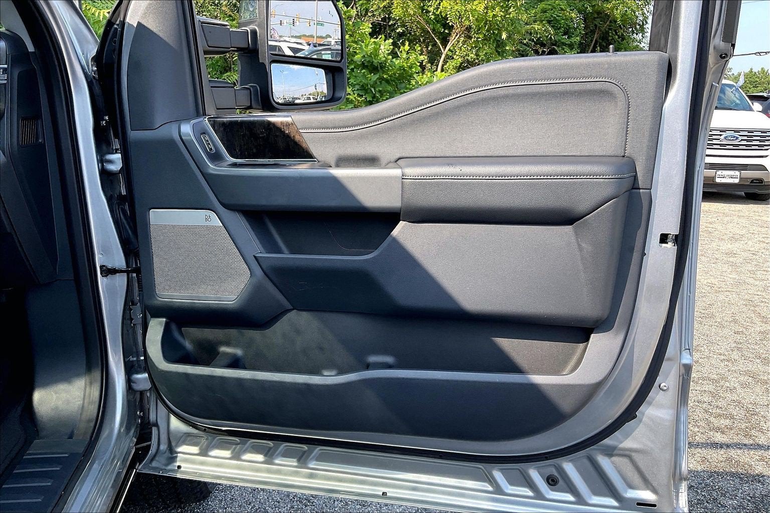 2024 Ford Super Duty F-350 SRW LARIAT