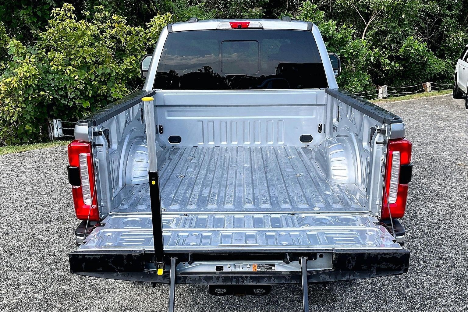 2024 Ford Super Duty F-350 SRW LARIAT