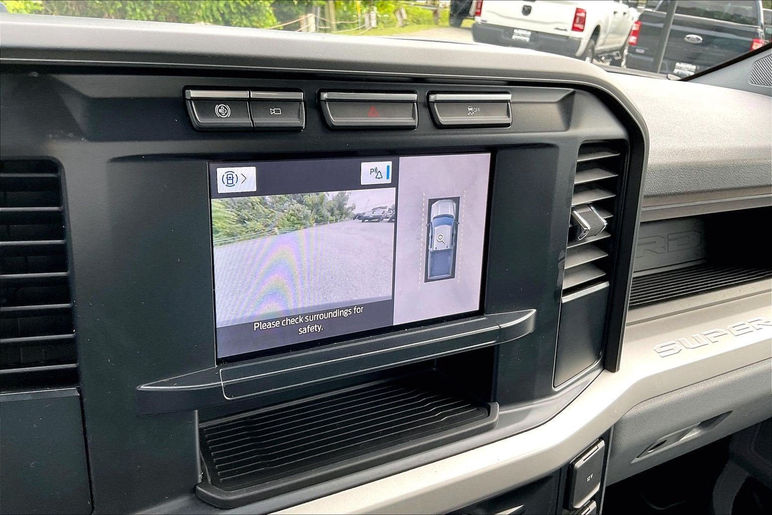 2024 Ford Super Duty F-350 SRW XL
