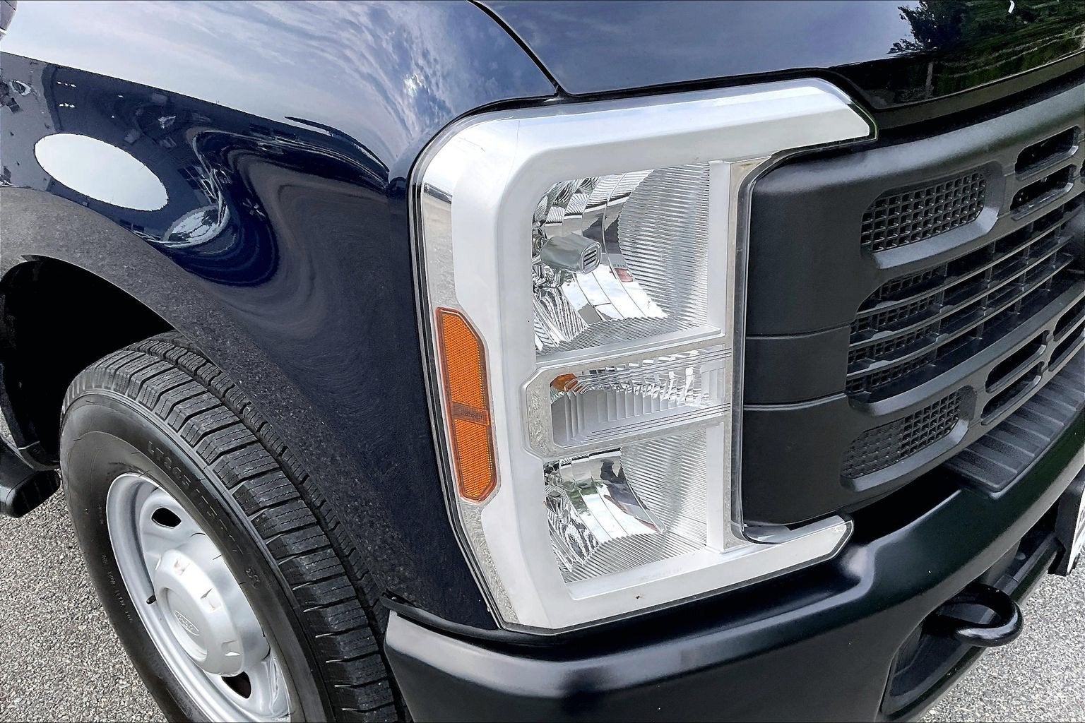 2024 Ford Super Duty F-350 SRW XL
