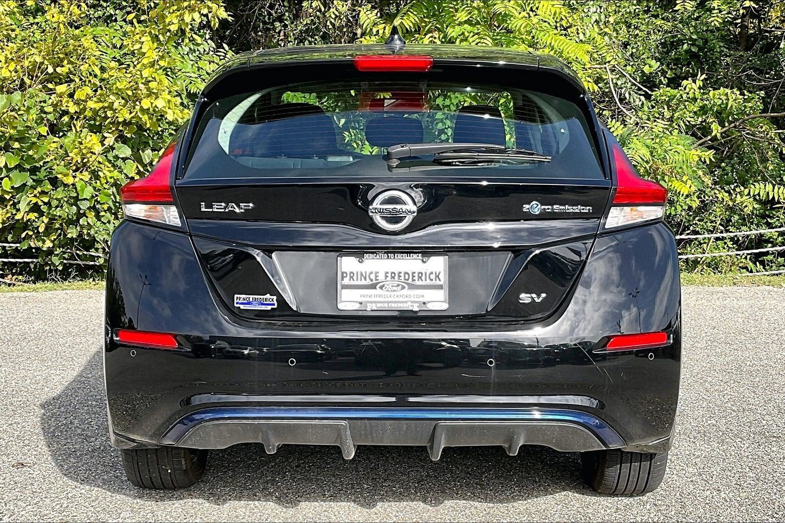2022 Nissan LEAF SV