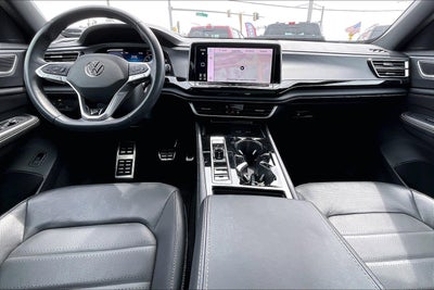 2024 Volkswagen Atlas Cross Sport 2.0T SEL R-Line