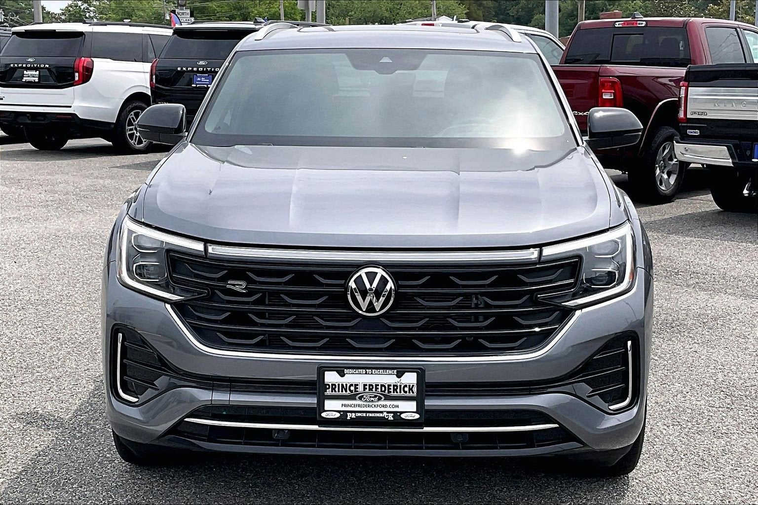 2024 Volkswagen Atlas Cross Sport 2.0T SEL R-Line